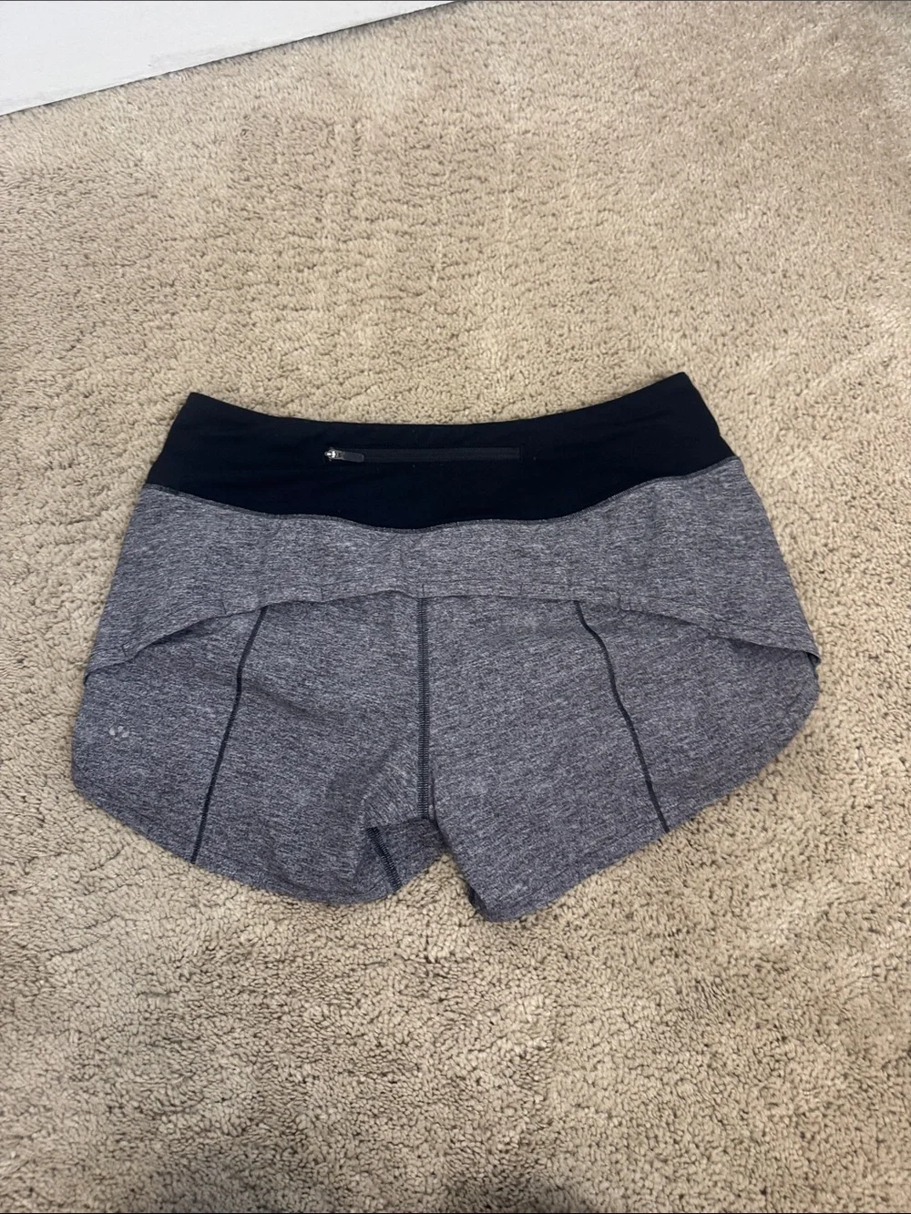 Lululemon Speed Up Short Long *4